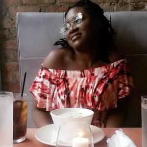 Meet your Posher, Deborah